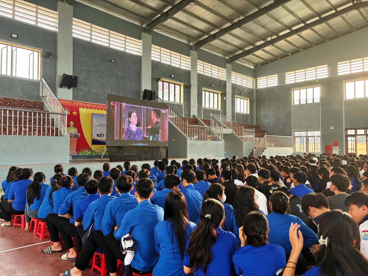 HÀNH TRÌNH TRI ÂN VÀ GIÁO DỤC TRUYỀN THỐNG